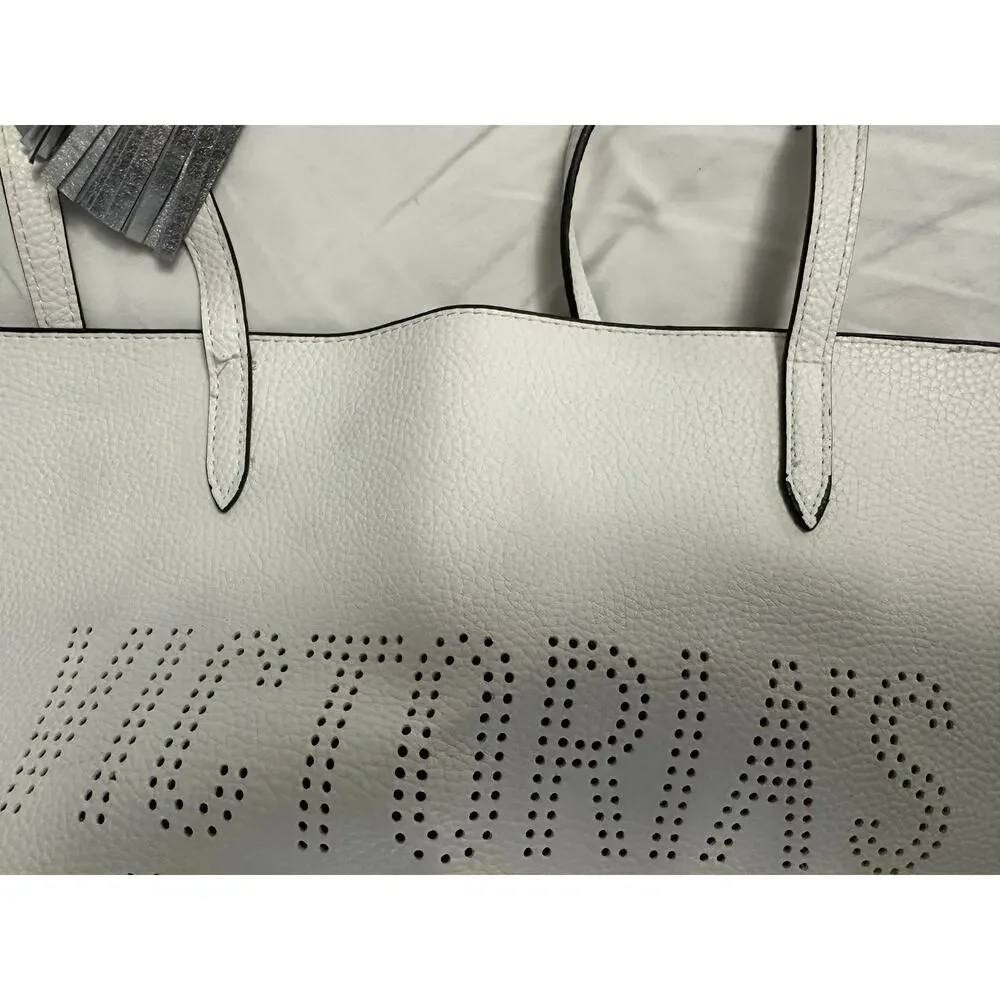 Victoria's Secret Laser-Cut logo Tote Bag in White Faux Leather - Picture 4 of 10